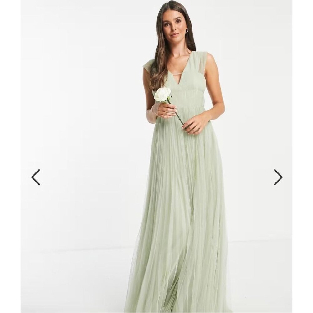 NWT ASOS DESIGN Talltulle plunge maxi dress with shirred sleeves in sage